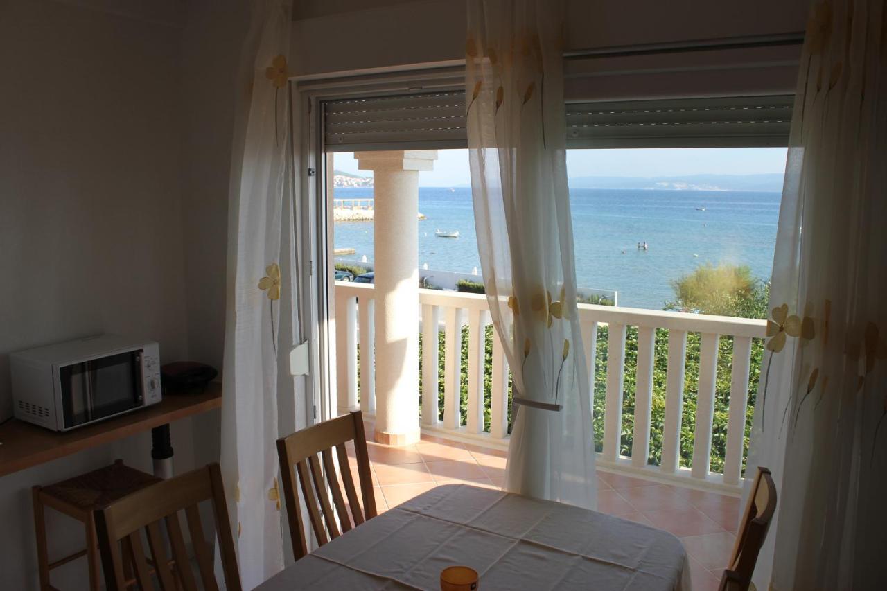 Omis Apartmani Mouse Экстерьер фото