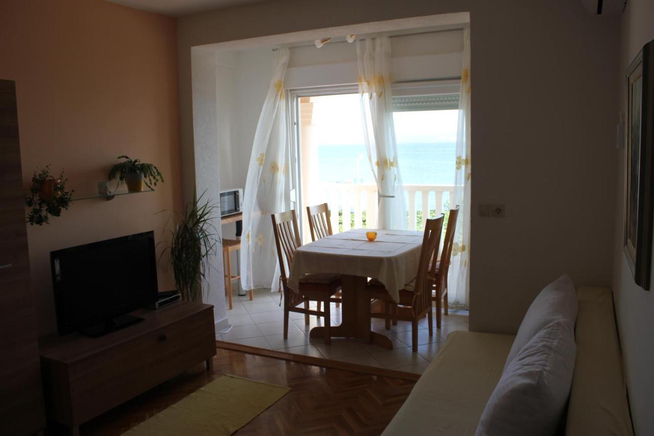 Omis Apartmani Mouse Экстерьер фото