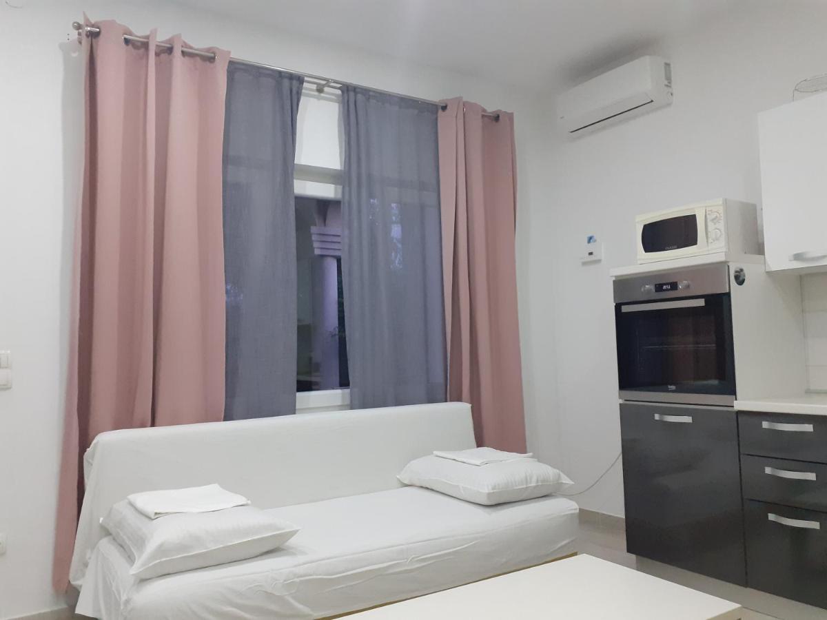 Omis Apartmani Mouse Экстерьер фото