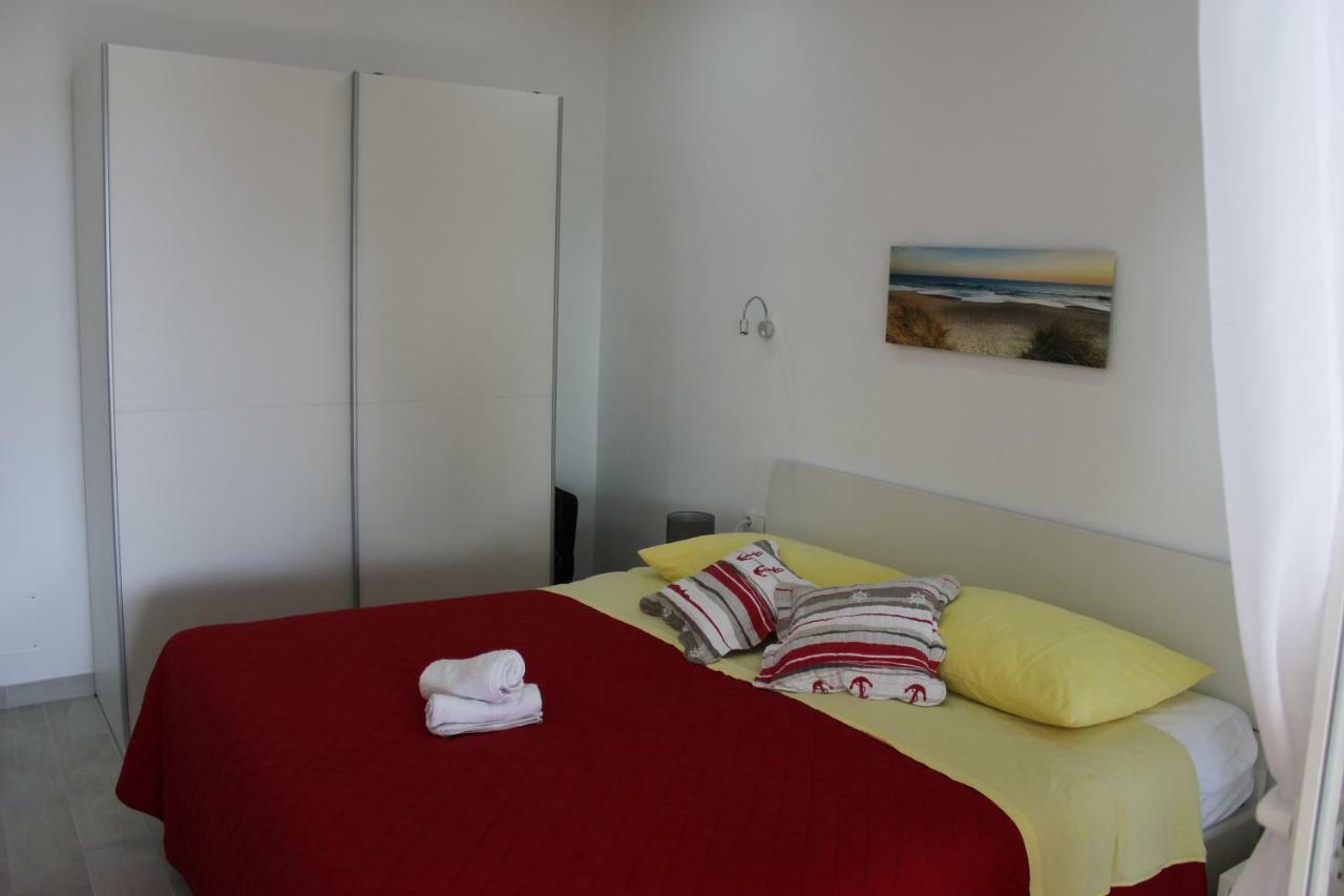 Omis Apartmani Mouse Экстерьер фото